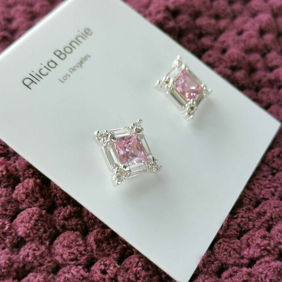 Alicia Bonnie Silver Pink White Crystal Enchanted Glow Stud Earrings NEW - Picture 2 of 3